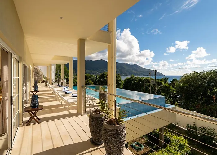 Panoramic Seaview Hotel 3*