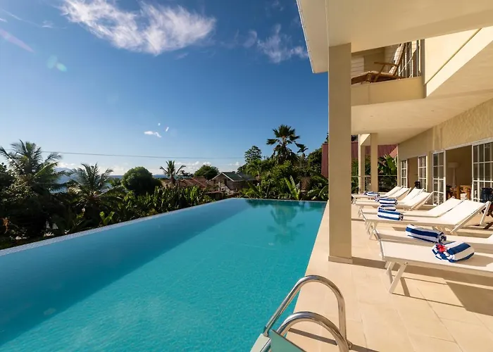 Panoramic Seaview Hotel Glacis (Mahe)